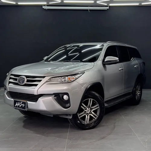 Toyota Fortuner SW4 2018 2.7