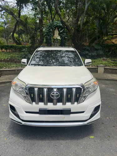 TOYOTA PRADO TXL DIÉSEL 44
