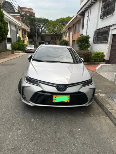 Se vende Corolla seg híbrido 2020 