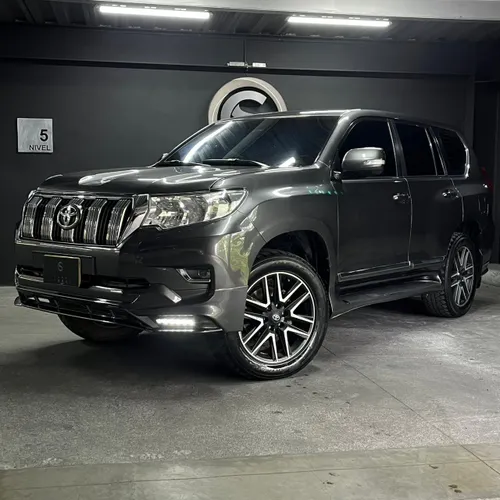 TOYOTA PRADO TX 2011