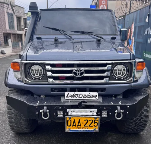 Toyota land cruiser