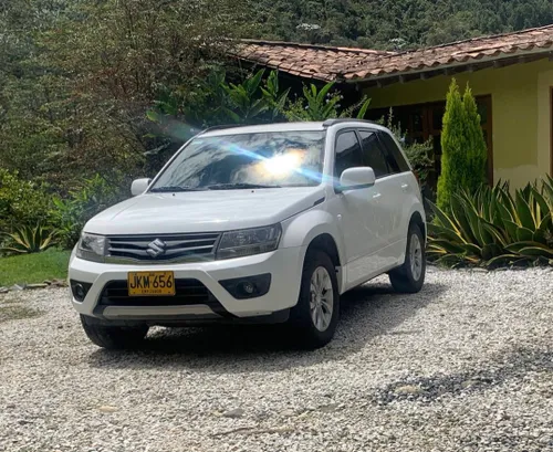 SUZUKI GRAND VITARA 4X4 2.4 MECANICA
