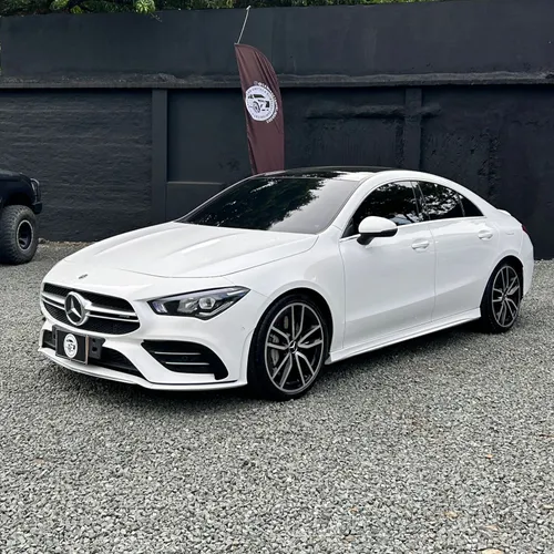 Mercedes Benz CLA 35 AMG 4MATIC COUPE