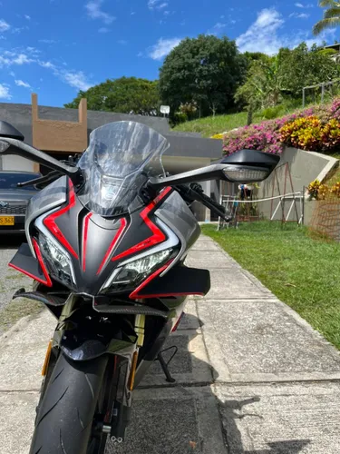 CFMOTO 450 SR