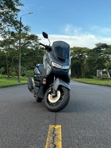 Yamaha NMAX 2023 Connect V2 