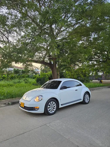 Volkswagen BEETLE 