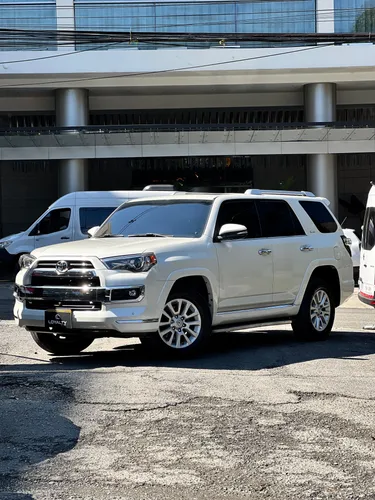 Toyota 4Runner Limited