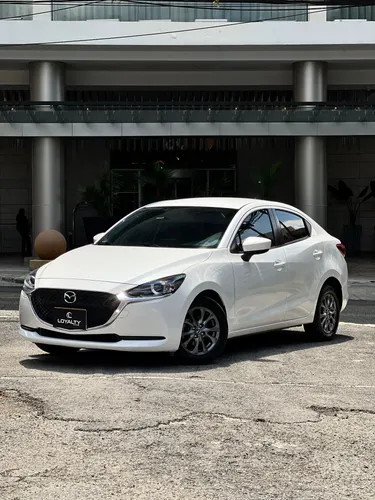 Mazda 2 Touring Sedan