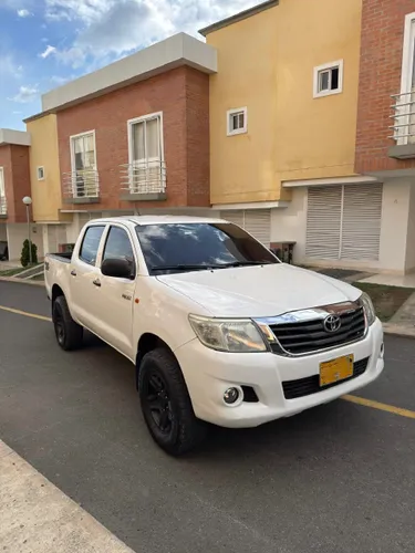 Toyota Hilux 2.5 diésel 