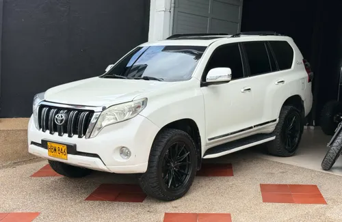 TOYOTA PRADO TXL 2013  DIÉSEL 
