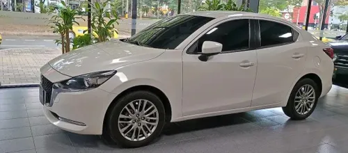 Mazda 2 Touring LX 2022