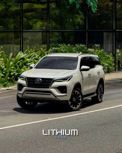 Toyota Fortuner SRV 2.8 