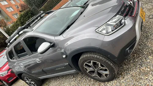 RENAULT DUSTER  MT 1300CC T 4X4