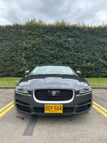 Jaguar XE 25t 2017