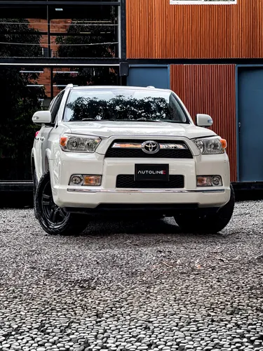 Toyota 4Runner Limited 2011