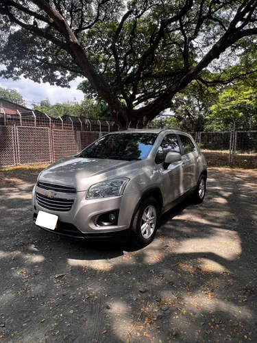 Chevrolet Tracker 2016 champagne