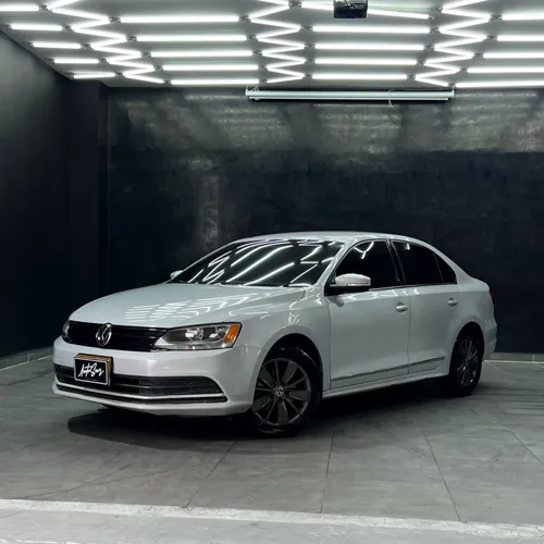 Volkswagen Jetta Comfortline 2017 2.0