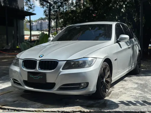Bmw 320i Executive 2010