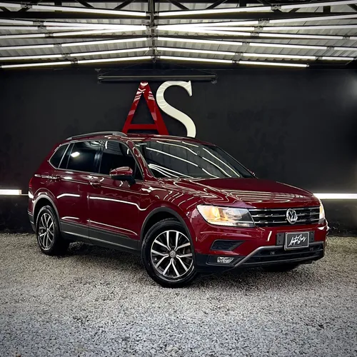 VOLKSWAGEN TIGUAN  ROJA TRENDLINE 2.0 2018 AT
