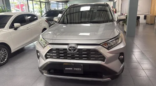 Toyota RAV4 Limited 2020