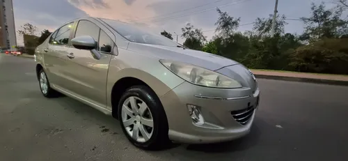 Peugeot 408 Allure 2012