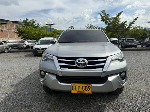 Toyota Fortuner SRV blindada 2020