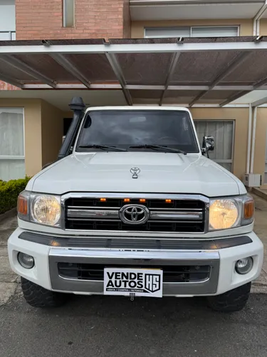 TOYOTA LAND CRUISER HZJ79L 2015 DIESEL BLINDAJE 2 102.000KM
