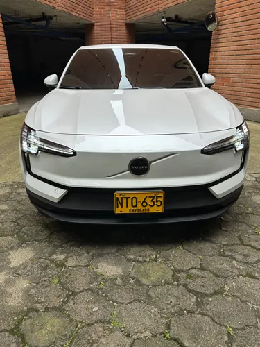 Volvo EX30 core extended range 