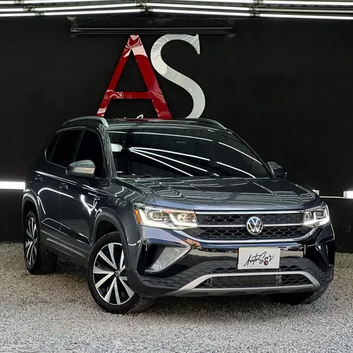 VOLKSWAGEN TAOS HIGHLINE SE GRIS PLATINO 1.4 2024 AT