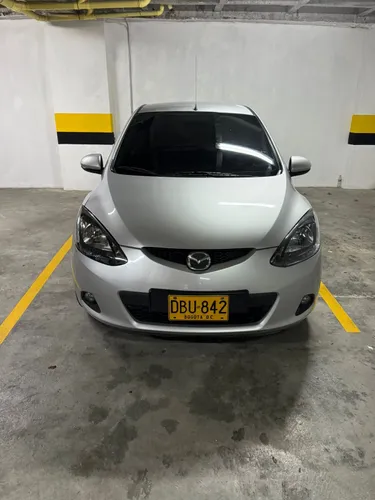 Mazda 2 2009 automático 
