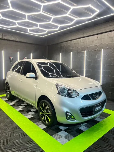 Nissan March 2021 COMO NUEVO 