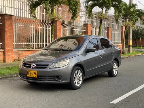 Volkswagen Voyage 1.6 Comfortline 2013