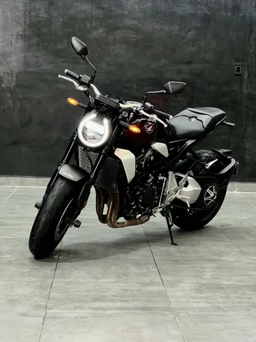 Honda CB 1000 R 2023 