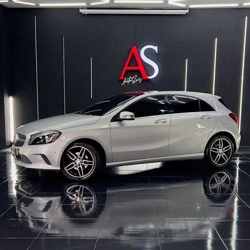 Mercedes Benz A200 Essential 2017 1.6