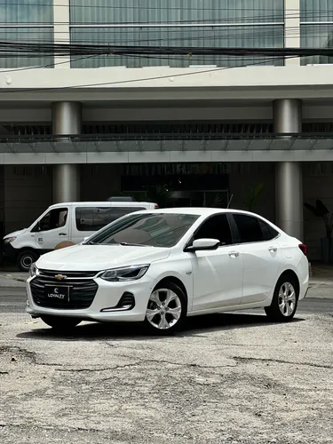 Chevrolet Ónix Premier sedan turbo
