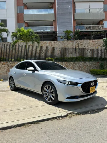 MAZDA 3 GRAND TOURING 2021