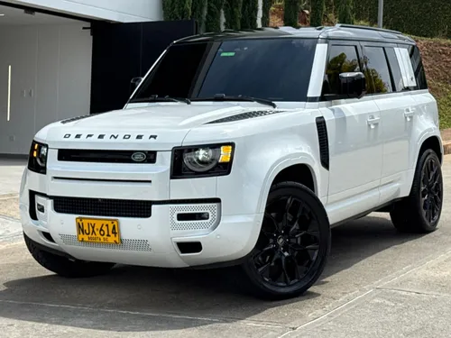 LAND ROVER DEFENDER 110 X DYNAMIC S PHEV 2024