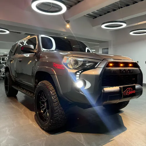 Toyota 4Runner SR5 2014