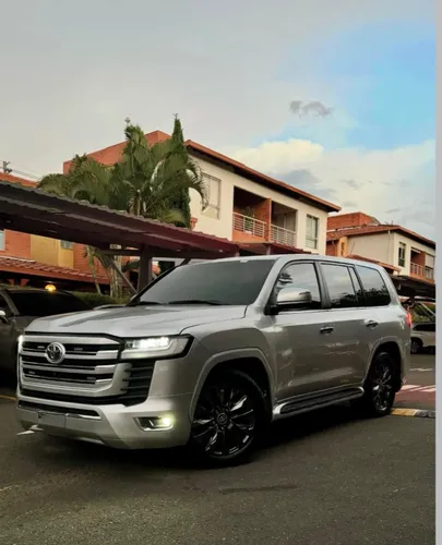 Toyota LC200 Sahara 2020 Blindaje 2 Diesel