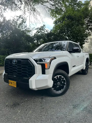 Toyota tundra Limited TRD HÍBRIDA 2024