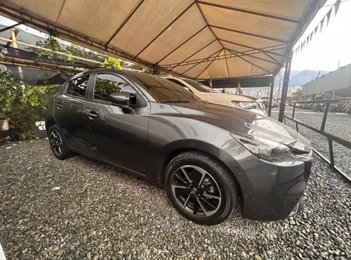 Mazda 2 Grand Touring LX 2024