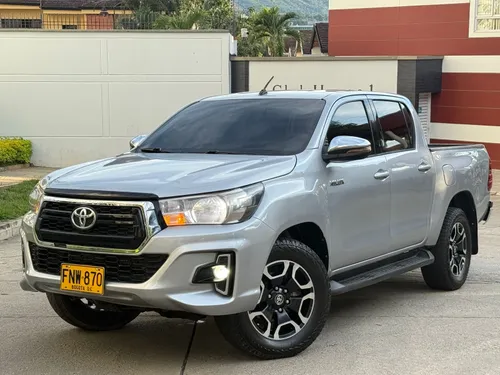 Toyota hilux diesel 2.4 mecánica 2019