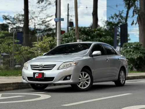 TOYOTA COROLLA SEG 2011