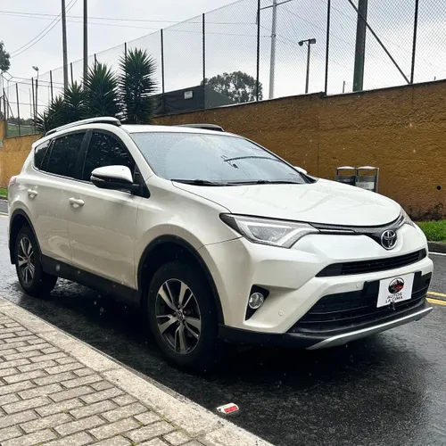 TOYOTA RAV4 STREET 2.0cc  4X2 5P    MOD 2016