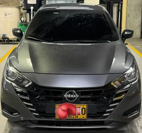 Nissan Versa automático 2025 con tan solo 9500 kilometros