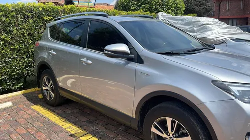 TOYOTA RAV4 2017 62.000KM