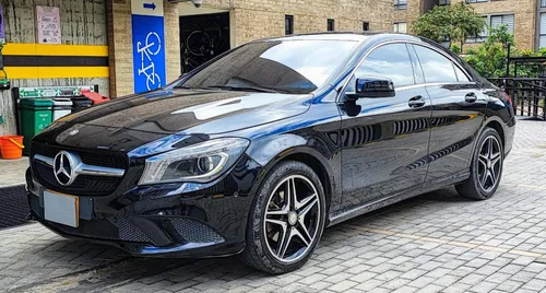 MERCEDES BENZ CLA180 2016