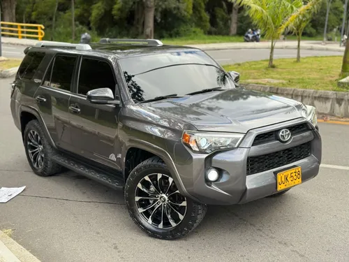 Toyota 4runner SR5 