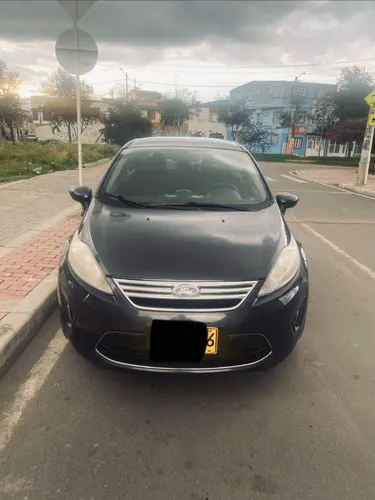 Ford Fiesta 1.6 Gris Violeta