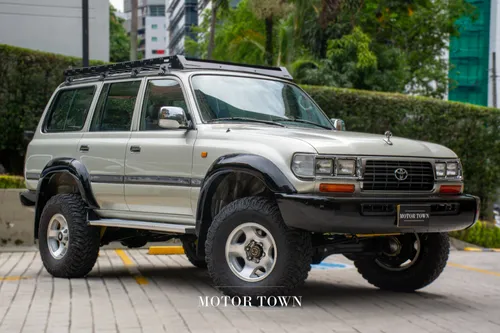 Toyota Land Cruiser burbuja FZJ80 1997